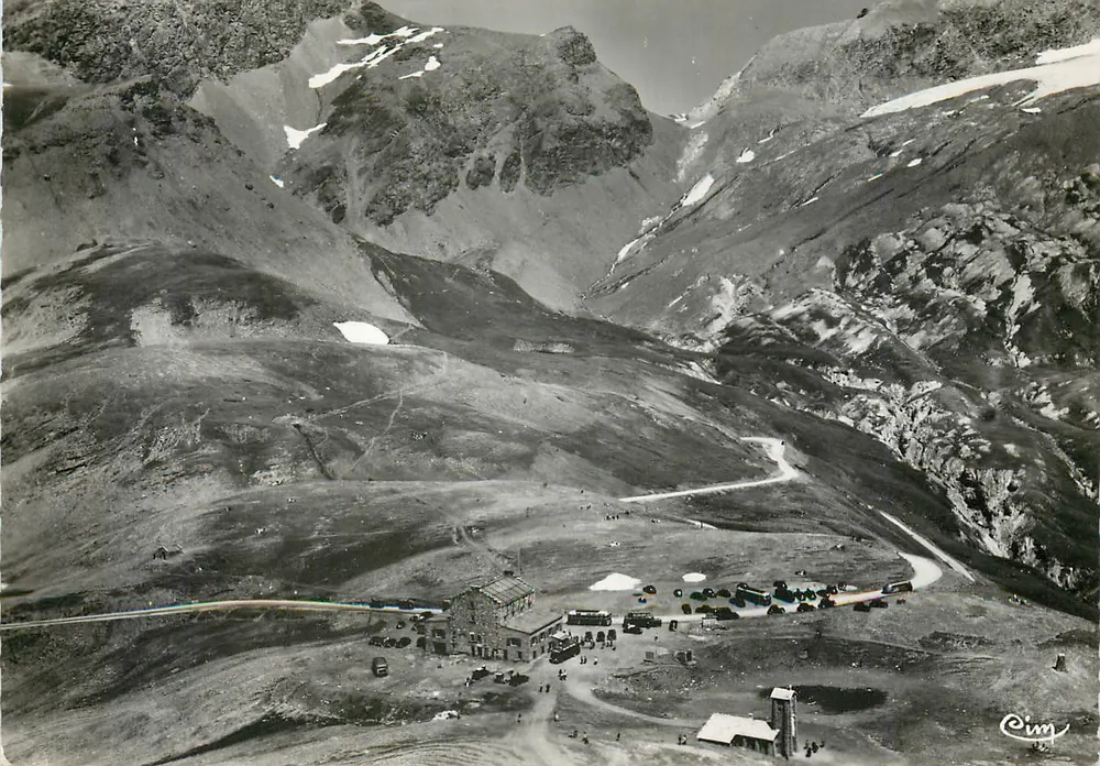 Col de l'Iseran — Die höchste Straße Europas — Hôtel du Rond - Vorderseite