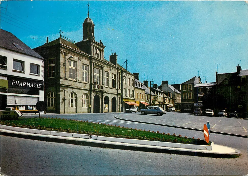 Brecy (Manche) — Place de l'Hôtel de Ville — Verlag Artaud - Vorderseite