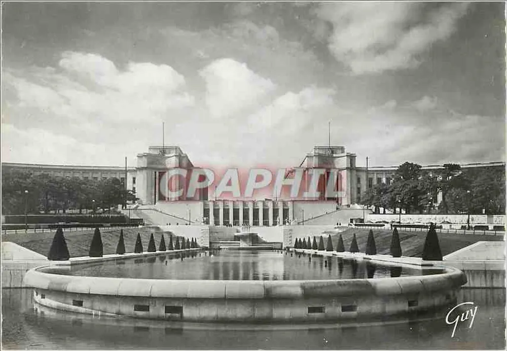Palais de Chaillot — Ansicht der Gärten — Guy - Vorderseite