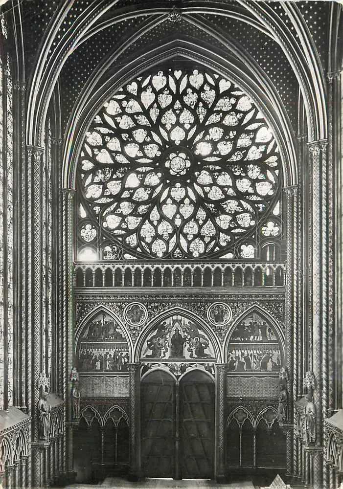 De Heilige Kapel van het Paleis — Hoofdkapelle: De Rosette (15e eeuw) — Commerciële Dienst van de Historische Monumenten, Parijs - Voorkant