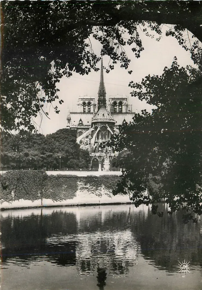 Notre-Dame de Paris — A Abside e a Ponta da Cidade — Foto J.M. n°101 - Frente