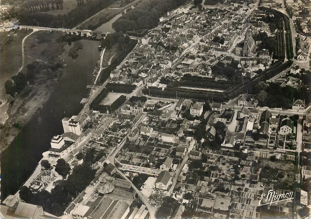 Bray-sur-Seine — allgemeiner Luftbildblick — Ausgabe E. Mignon - Vorderseite