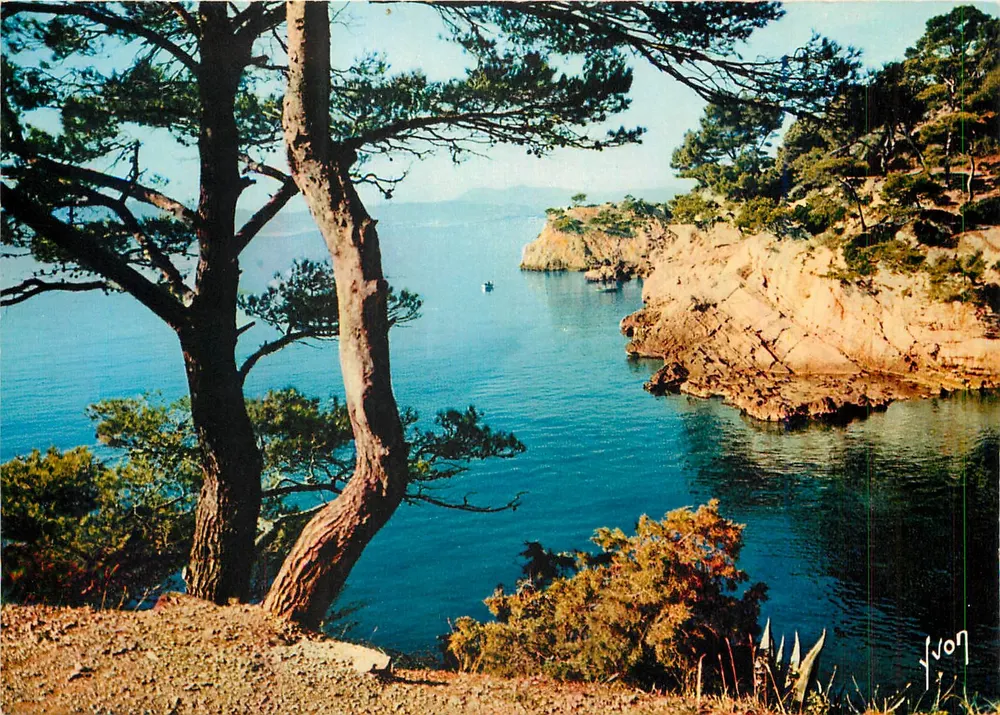Le Cap Brun — Toulon (Var) — Éditions Marial, Paris - Frente