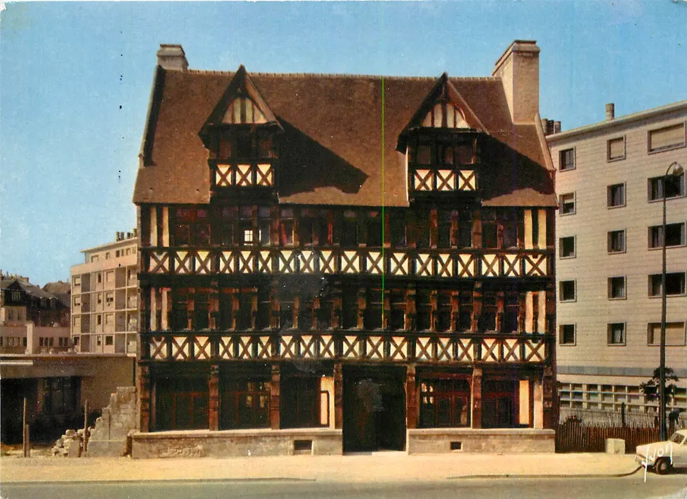 Casa dos Quatrans — Caen (Calvados) — Edições Drago - Frente