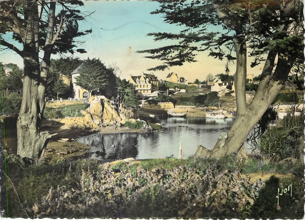 O Porto Clos — Guingamp — editor J. Lyon - Frente