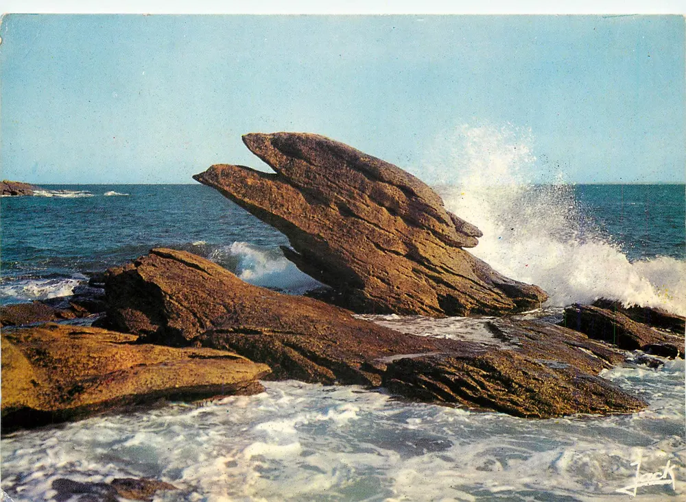 O rochedo do águia — Costa Bretã — Edições Jack - Frente