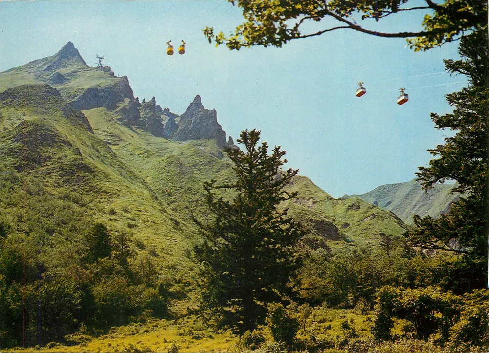 Le Puy de Sancy — Alt. 1.886 m. — Grenoble Spadem - Frente