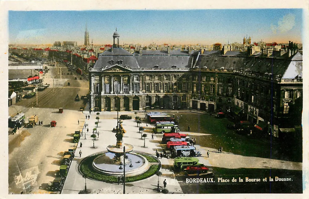 Bordeaux. Place de la Bourse e a Douane — Delbey - Frente