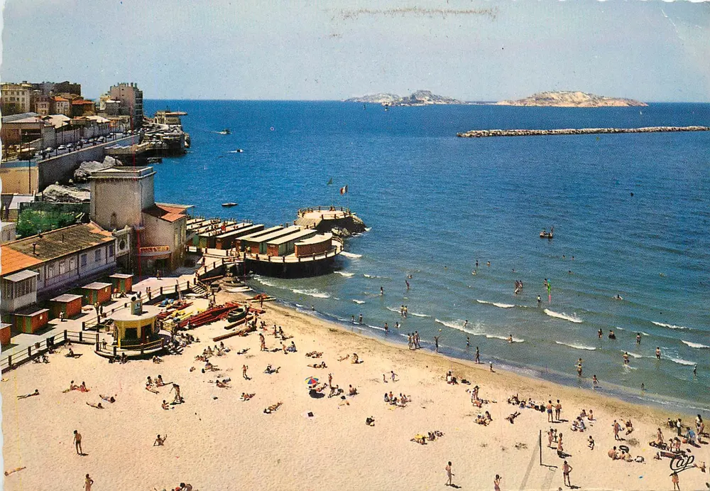 Marselha — A Praia dos Catalães — EKTACAP - Frente