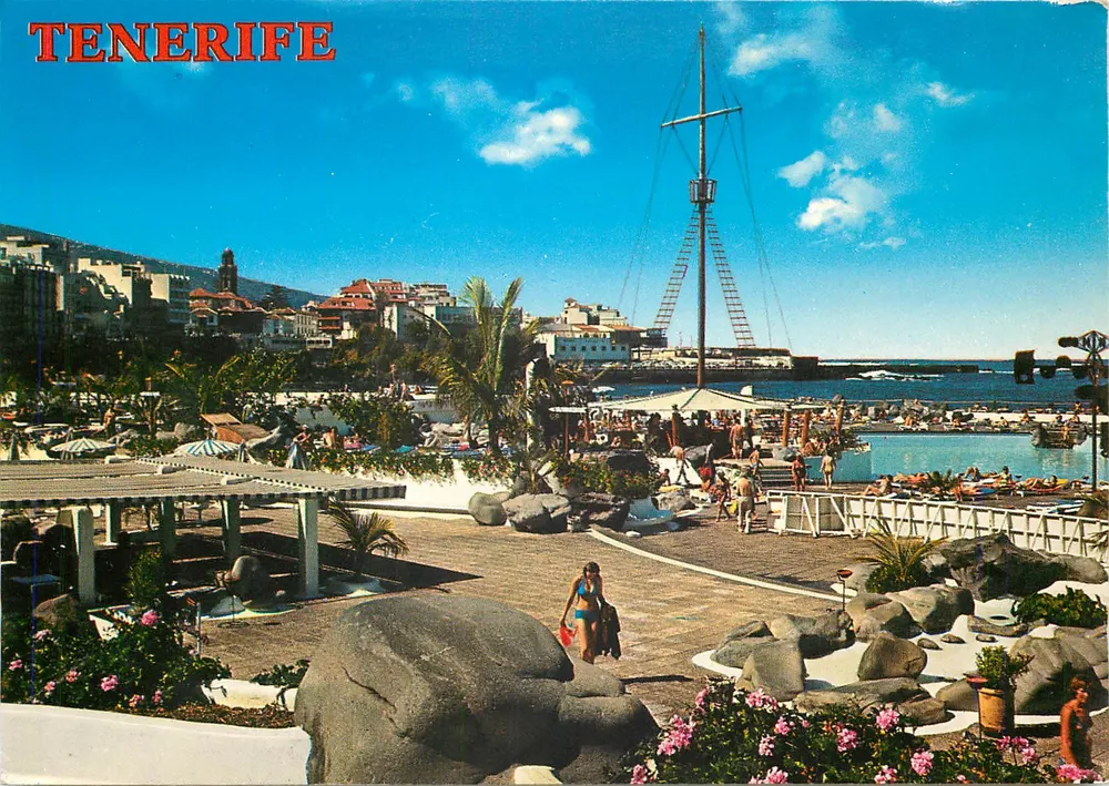 Tenerife — Puerto de La Cruz — éditeur P.A.G.S.A. n° 4202 - Recto