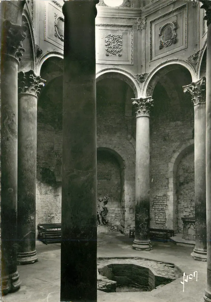 Aix-en-Provence (B.-du-R.) - Le Baptistère de Saint-Sauveur (Ve s.) — Éditions d'Art, Paris - Recto