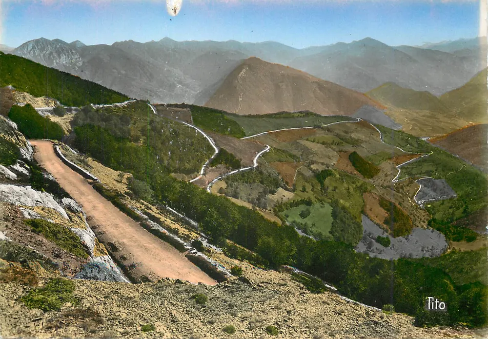 Col d'Aspin — A descida para Arreau — Tito - Frente