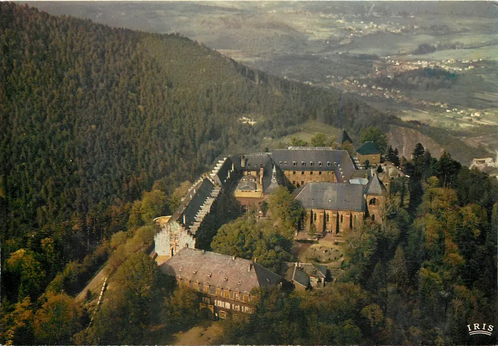 Mont-Sainte-Odile — Couvent et la Plaine d'Alsace — IRIS - Recto