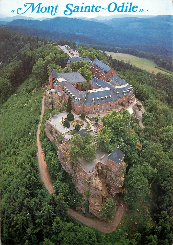 Mont Sainte-Odile — vue aérienne — Imp. Pieron, 57200, p. 154 - Recto