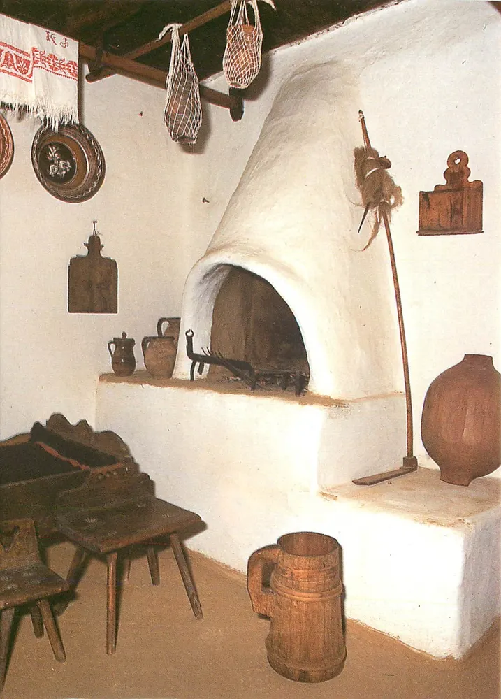Milotaï - Traditionelles Haus — Szabadtéri Néprajzi Múzeum, Szentendre - Vorderseite