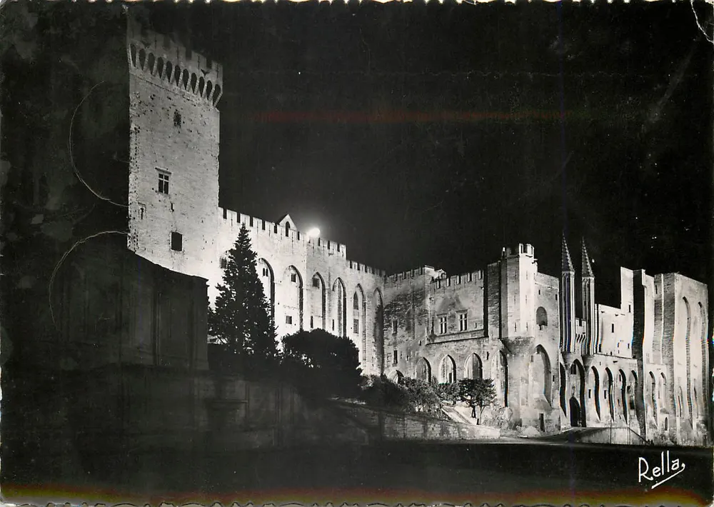 Avignon (Vaucluse) - Palast der Päpste - Westfassade und Glockenturm - Nachtleben - Editions Rella n°392 - Vorderseite
