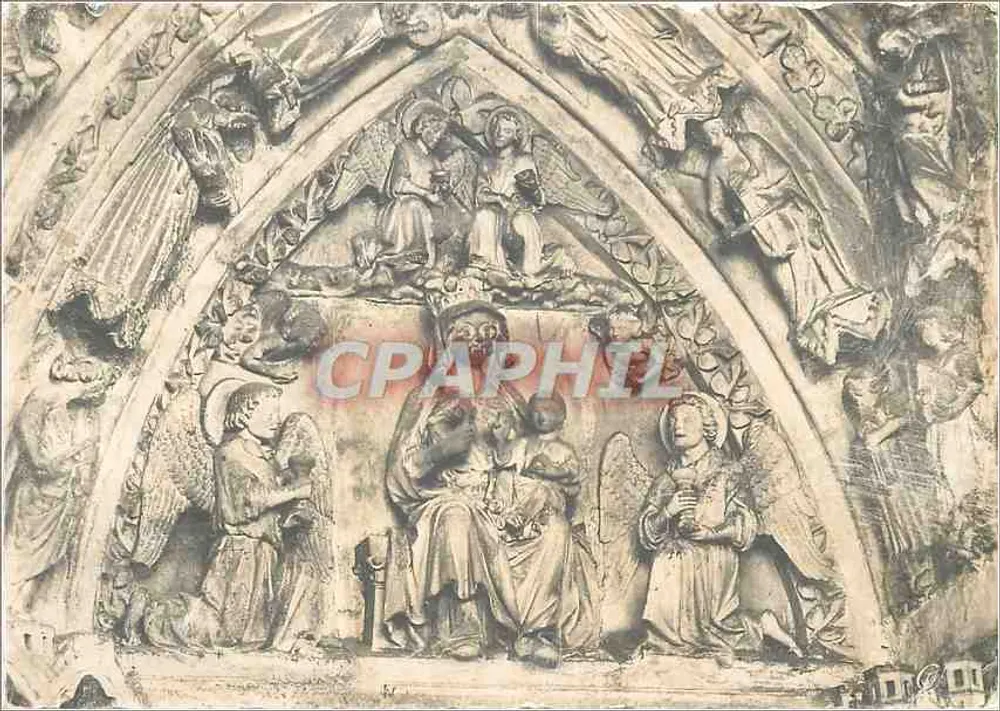 Bayonne — Kathedrale Sainte-Marie — Innenportal — Die Jungfrau (14. Jahrhundert) - Vorderseite