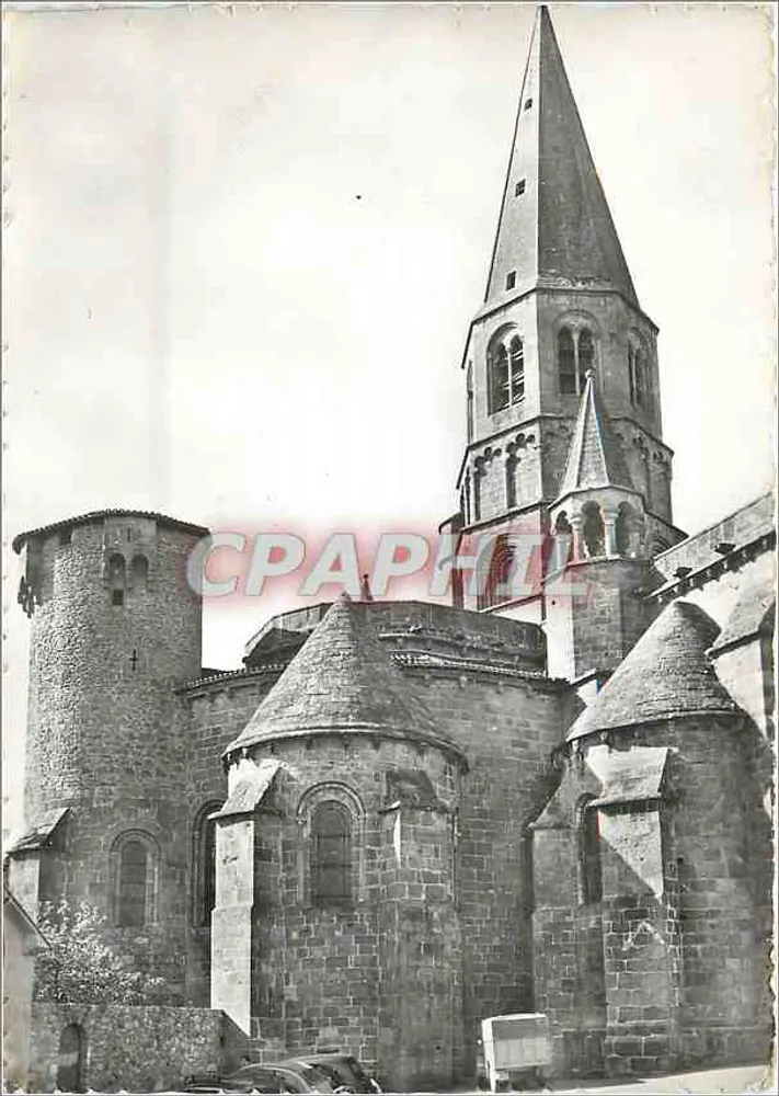 Kollegiate Kirche Saint-Pierre — 11. bis 12. Jahrhundert — Photo Zodiaque, Le Dorat (Vienne) - Vorderseite
