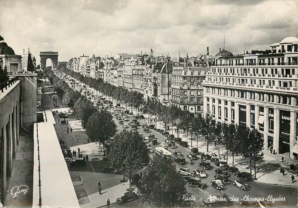 Paris — Avenida dos Campos Elísios — Gany - Frente