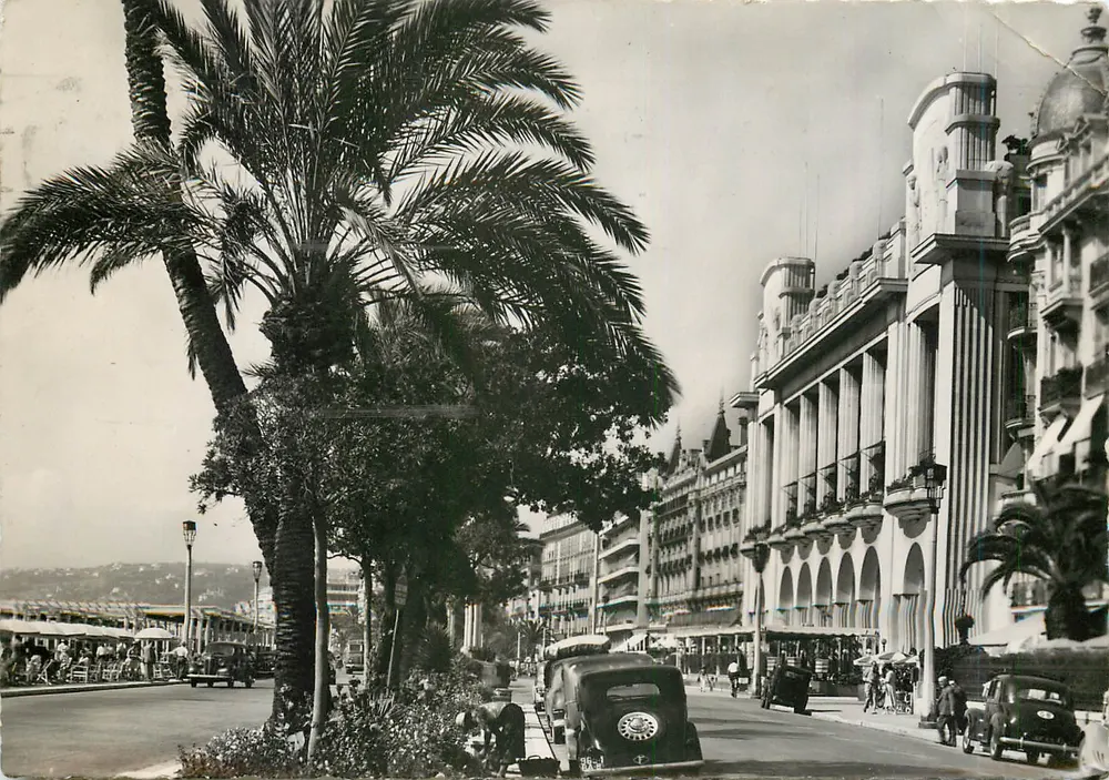 Nice — Palácio da Mediterraña — Promenade des Anglais - Frente