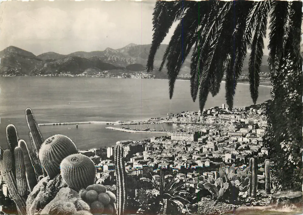 Cannes — Vista geral — L. GILLETIA & Cie, n°358 - Frente