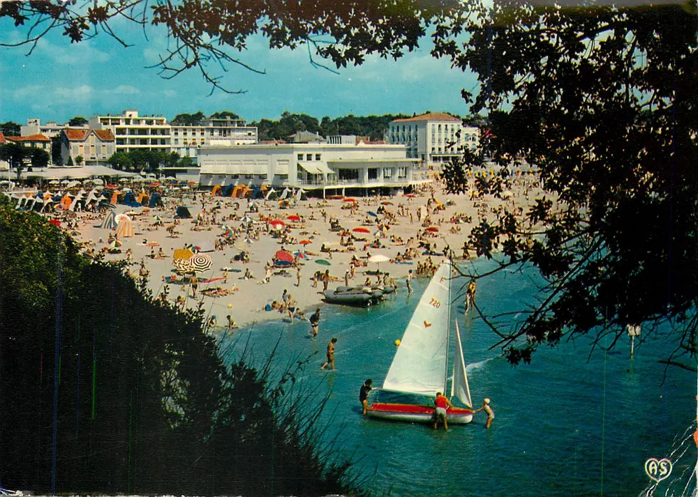 Royaumont — praia animada — editor Artaud Frères, n°401 - Frente