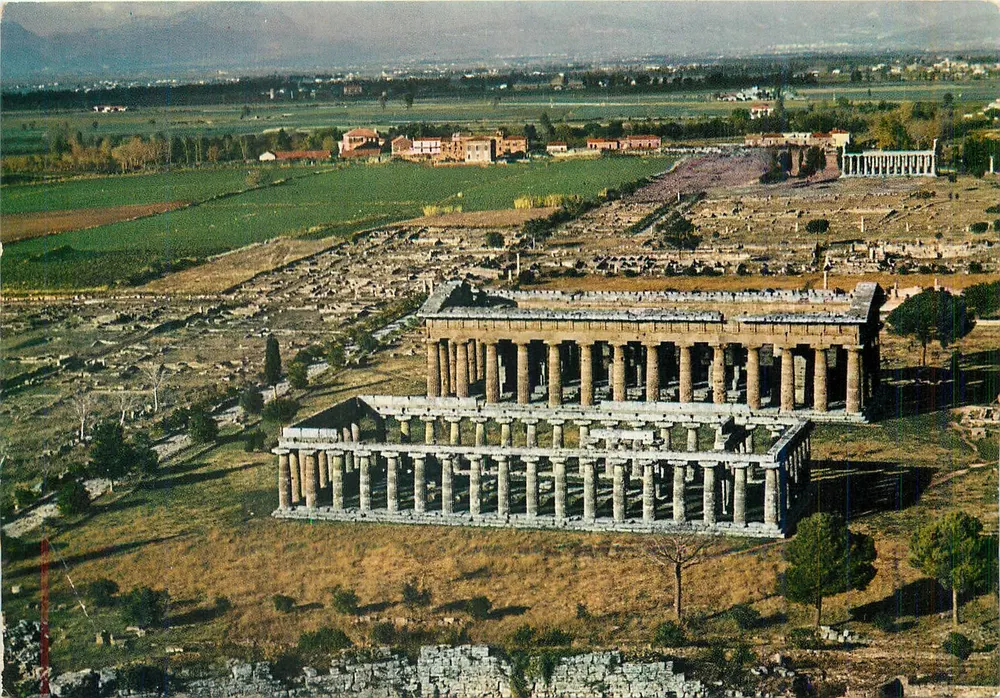 Paestum — Vista dos templos — idp - Frente