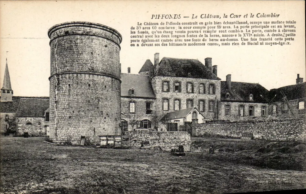 Piffonds — Le Château, la Cour et le Colombier — Éditeur - Recto