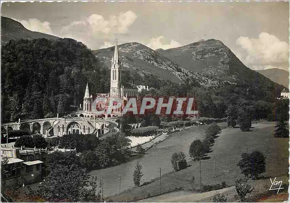 Lourdes — A Basílica e o Gave — Edição Photo Quinault, n°1026 - Frente