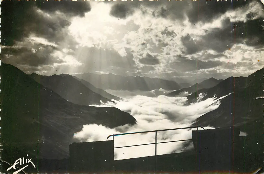 Die Pyrenäen — Route des Pic du Midi de Bigorre — Wolkenwirkung über die Tal der Barèges — Editions ALIX, Nr. 113 - Vorderseite