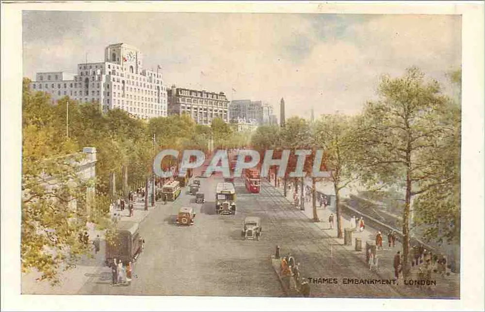 Piccadilly Circus, Londres — vista animada com ônibus vermelhos e monumento central — editor não visível - Verso