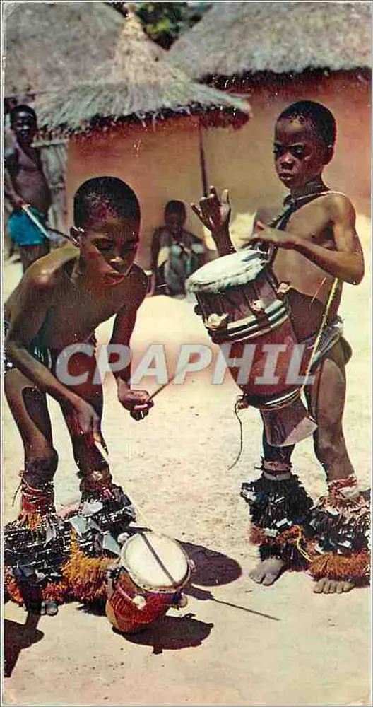Crianças batendo tambores — África — Mexichrome REF. XX - N° 17 - Frente