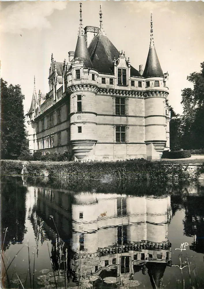 Azay-le-Rideau — Fachada Leste — Ed. d'Art A.P., Versailles - Frente