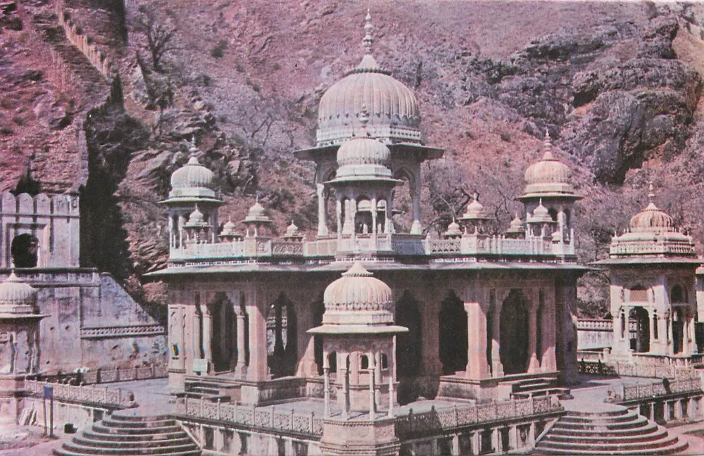 Samadhi des Maharajas Jai Singh Ji — Gaitor, Jaipur - Vorderseite