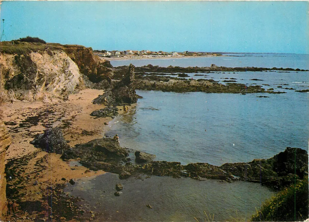Bretignolles-sur-Mer — La Côte vers le Rocher de Ste-Véronique — Éditions S.P.A.D.E. n°4738 - Recto