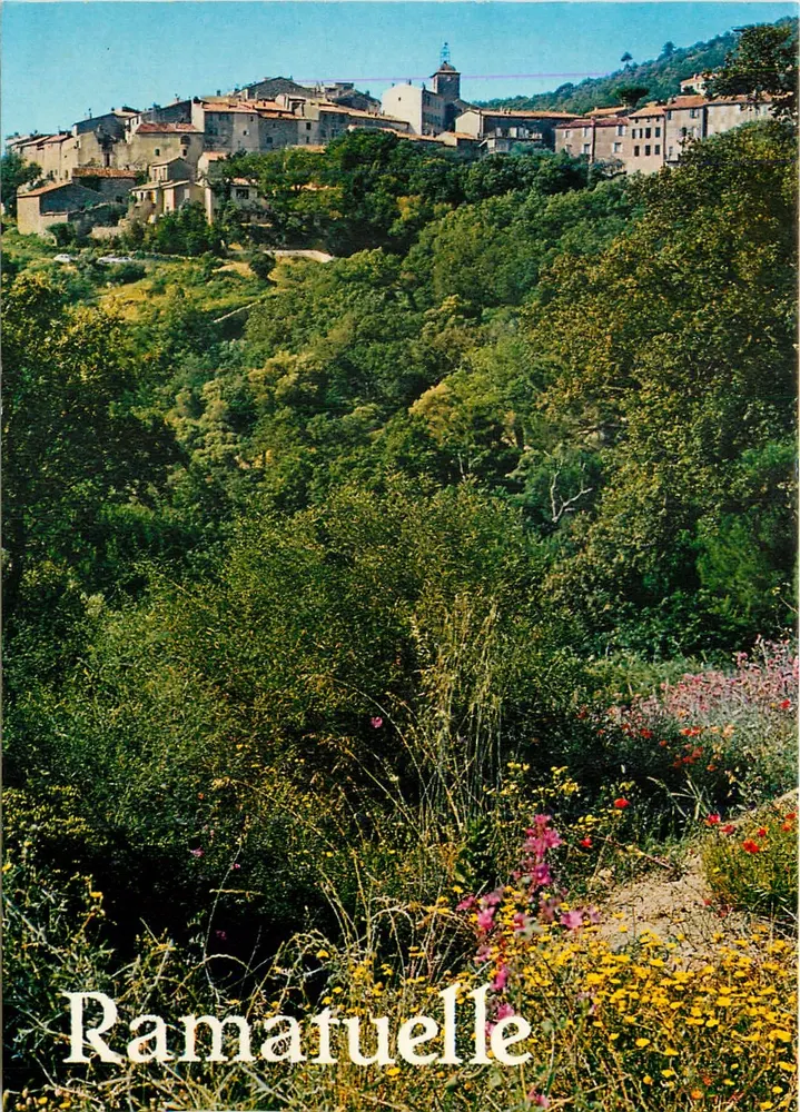 Ramatuelle — Vista geral do vilarejo — Comber Imprimeur Mâcon - Frente