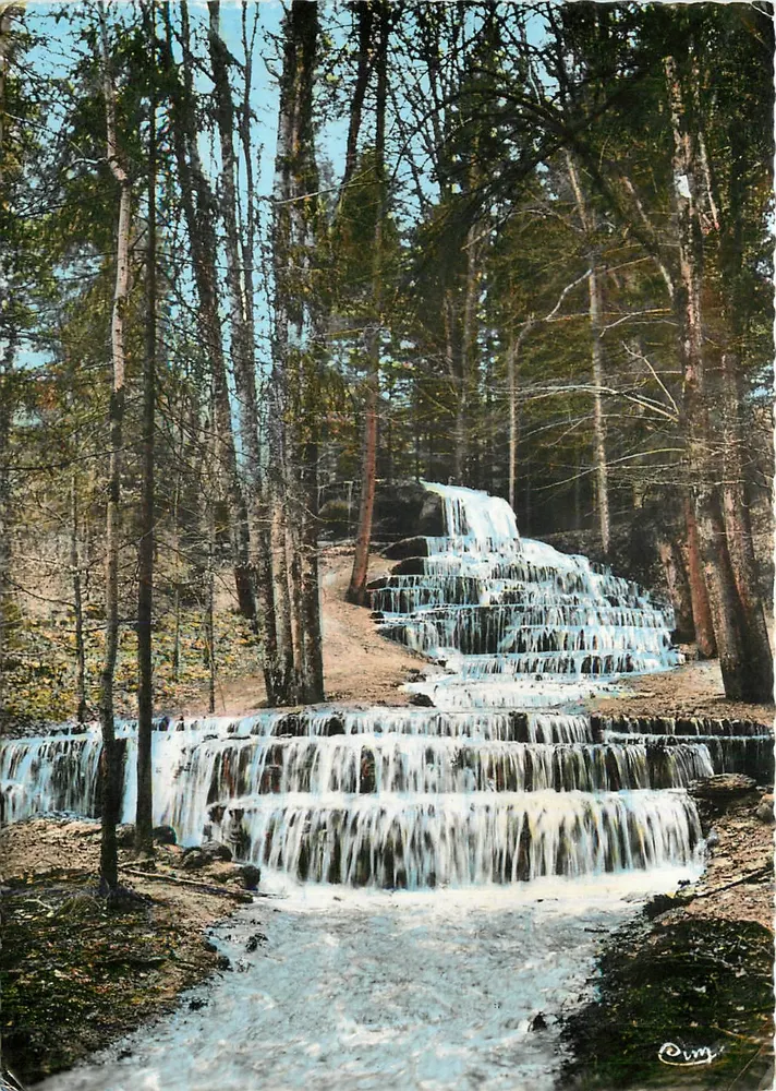 Cascades petrificantes de Étuf (52) — Alto-Marne — Combier Imp. Macón - Frente