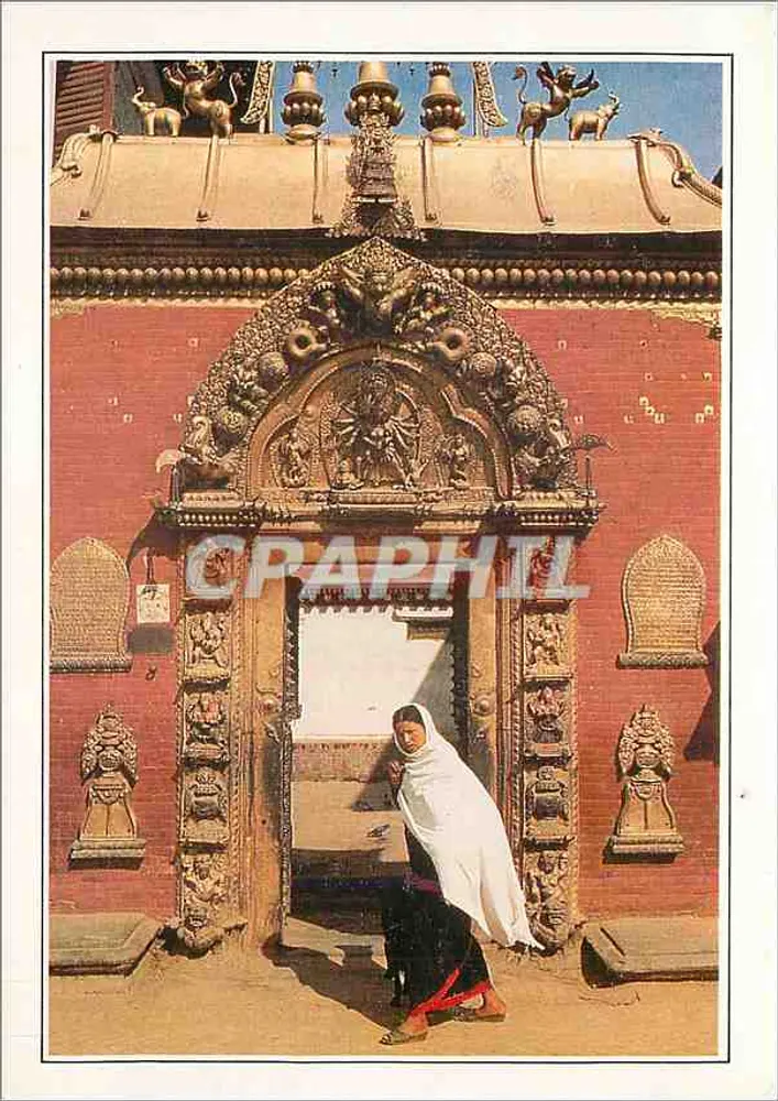 भदगाओं — सोने के द्वार — काठमांडू, नेपाल - आगे