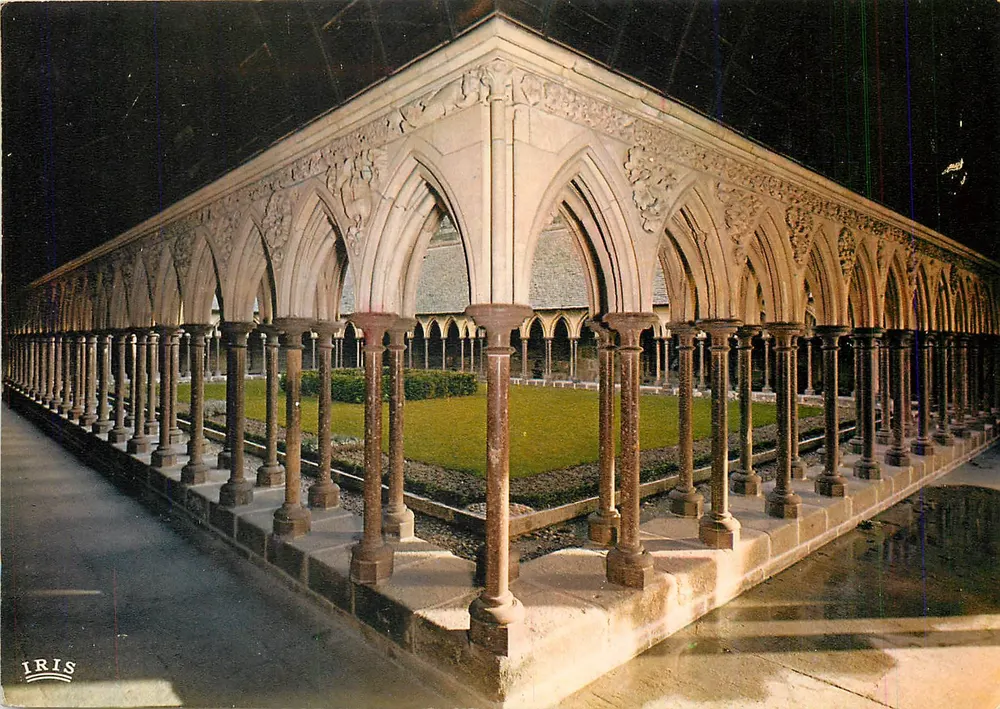 Monte Santo-Mihiel — O Claustro — Editor IRIS - Frente