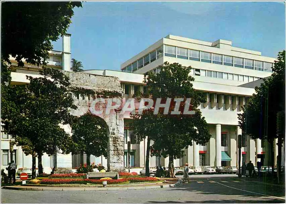 Aix-les-Bains — The Arc of Campanus — The Thermal Establishment — Publisher TELLE - 74, Annecy - Front