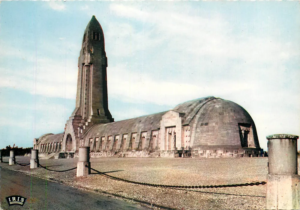 Douaumont — Ossuarium — Editions IRIS - Vorderseite