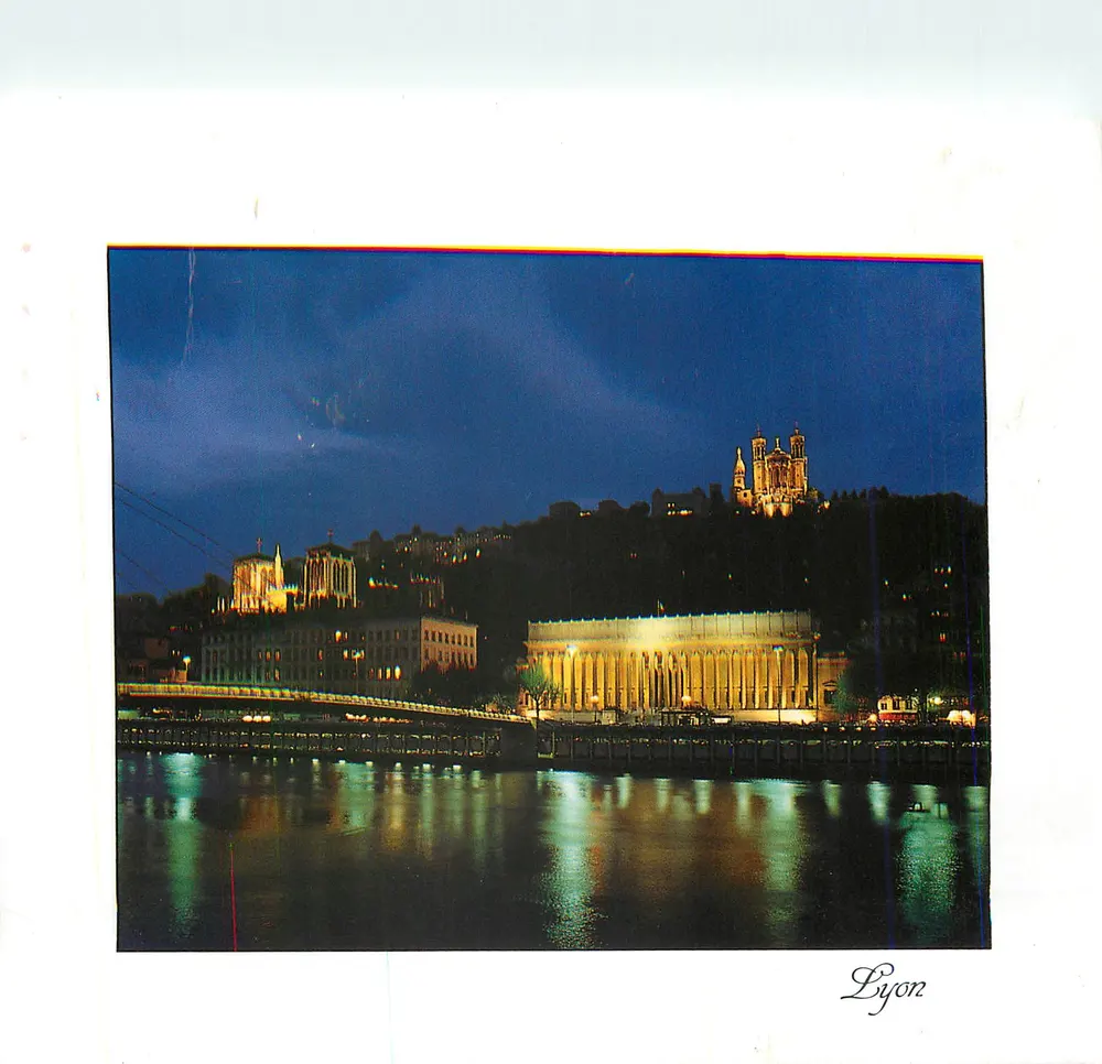 Lyon — vista noturna dos quais da Saône e do Velho Lyon — Éditions Subervie - Frente