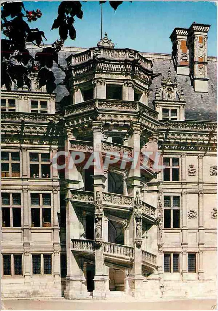 O grande escadário do castelo de Blois — H. 51 — Ed. Valoîre, n° 002 - Frente