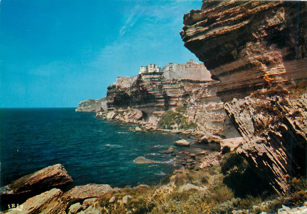 Bonifacio — As falésias lado sul — IRIS Mexichrome - Frente