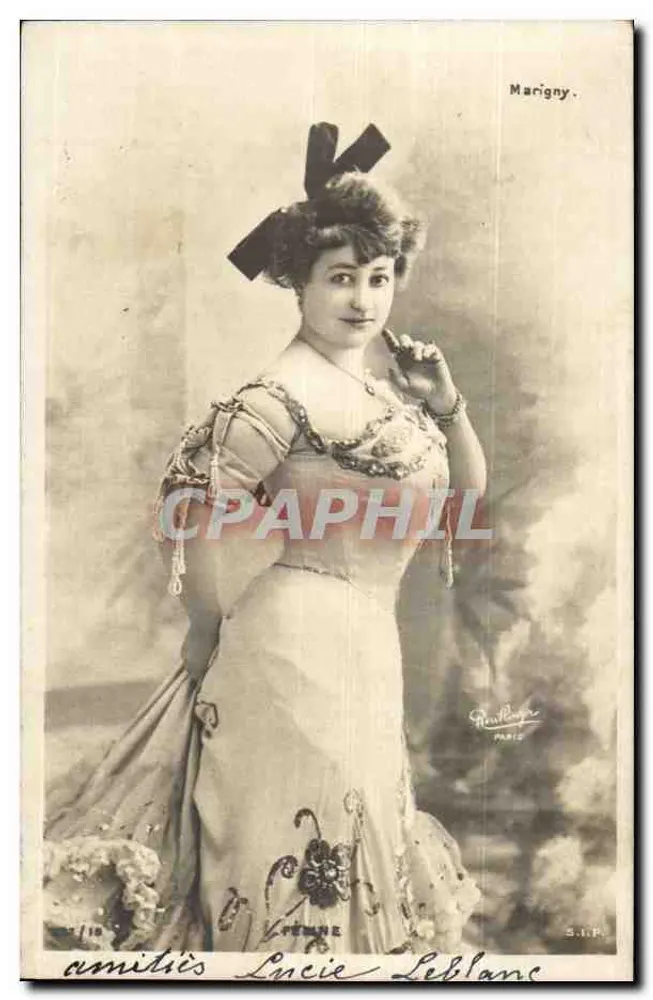 Lucie Leblanc — Portrait der Schauspielerin — von René Marigny, Paris - Vorderseite