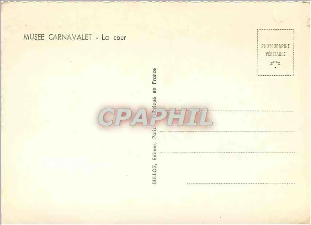 Museu Carnavalet - A cour — Bulloz, Paris - Verso