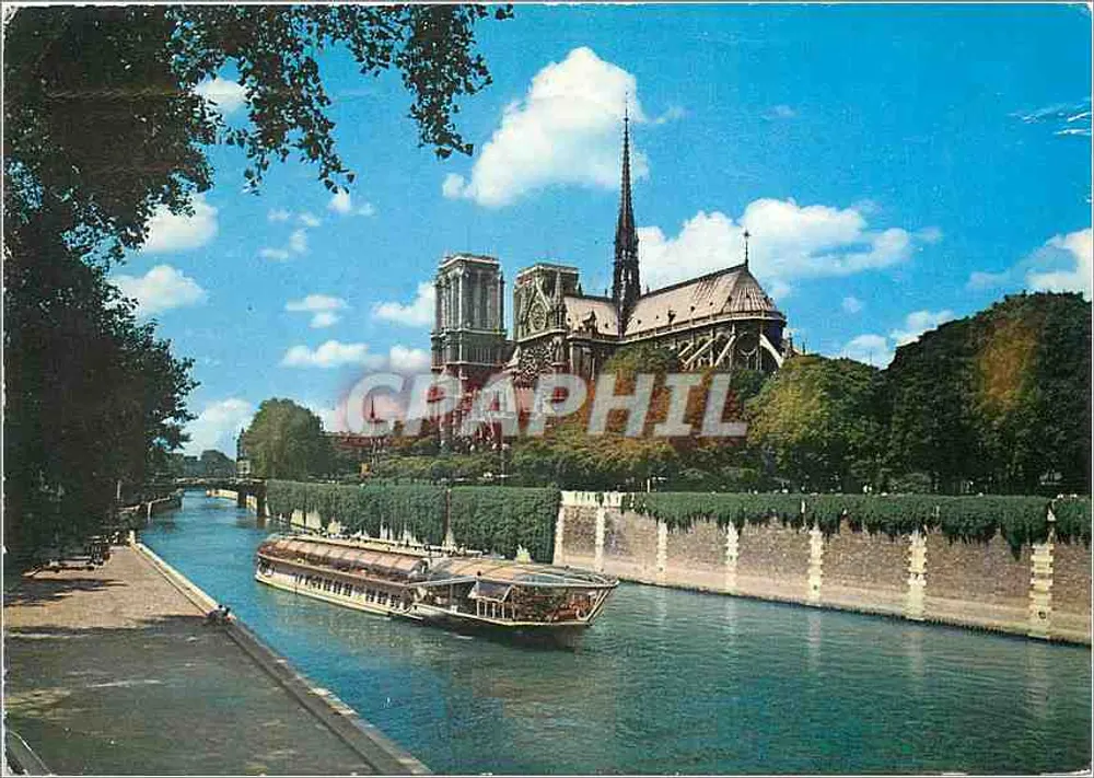 Nossa Senhora de Paris — vista da Sena — Graphphil - Frente