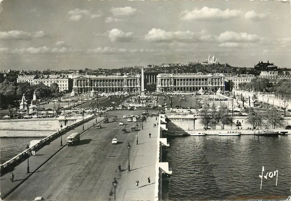 Paris — Pont de la Concorde et Butte Montmartre — Éditions d'Art - Recto
