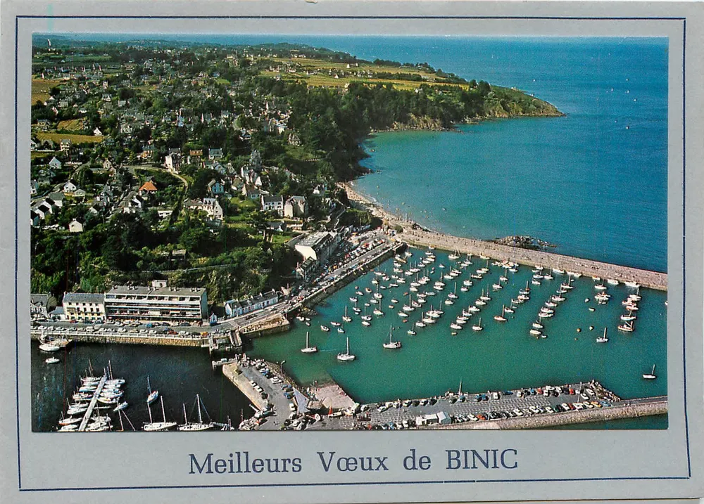 Vista aérea do porto de Binic — Melhores Desideratas de BINIC - Frente