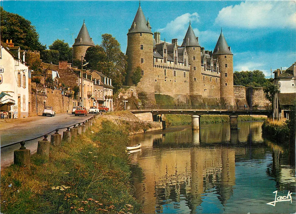 Castelo de Josselin — nas margens do Odet — Éditions d'Art Chretien - Frente